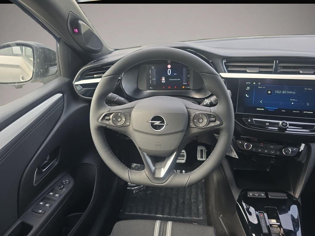 Fotografie des Opel Corsa F MHEV GS Automatik ACC Winter 2xPDC KAM