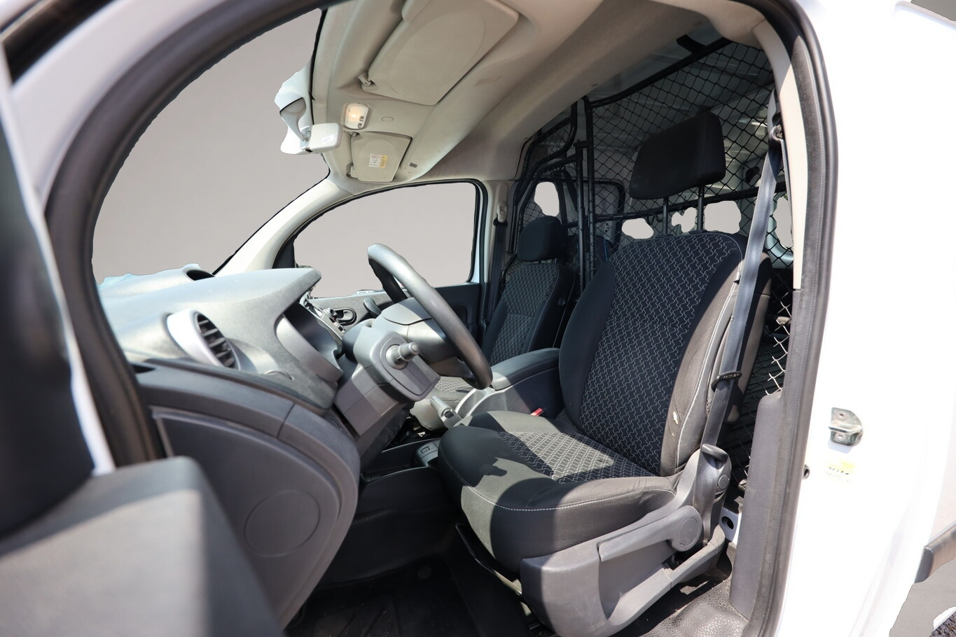 Fotografie 5 des Renault Kangoo Z.E. 60 Maxi Kaufbatterie 2-S PDC Temp