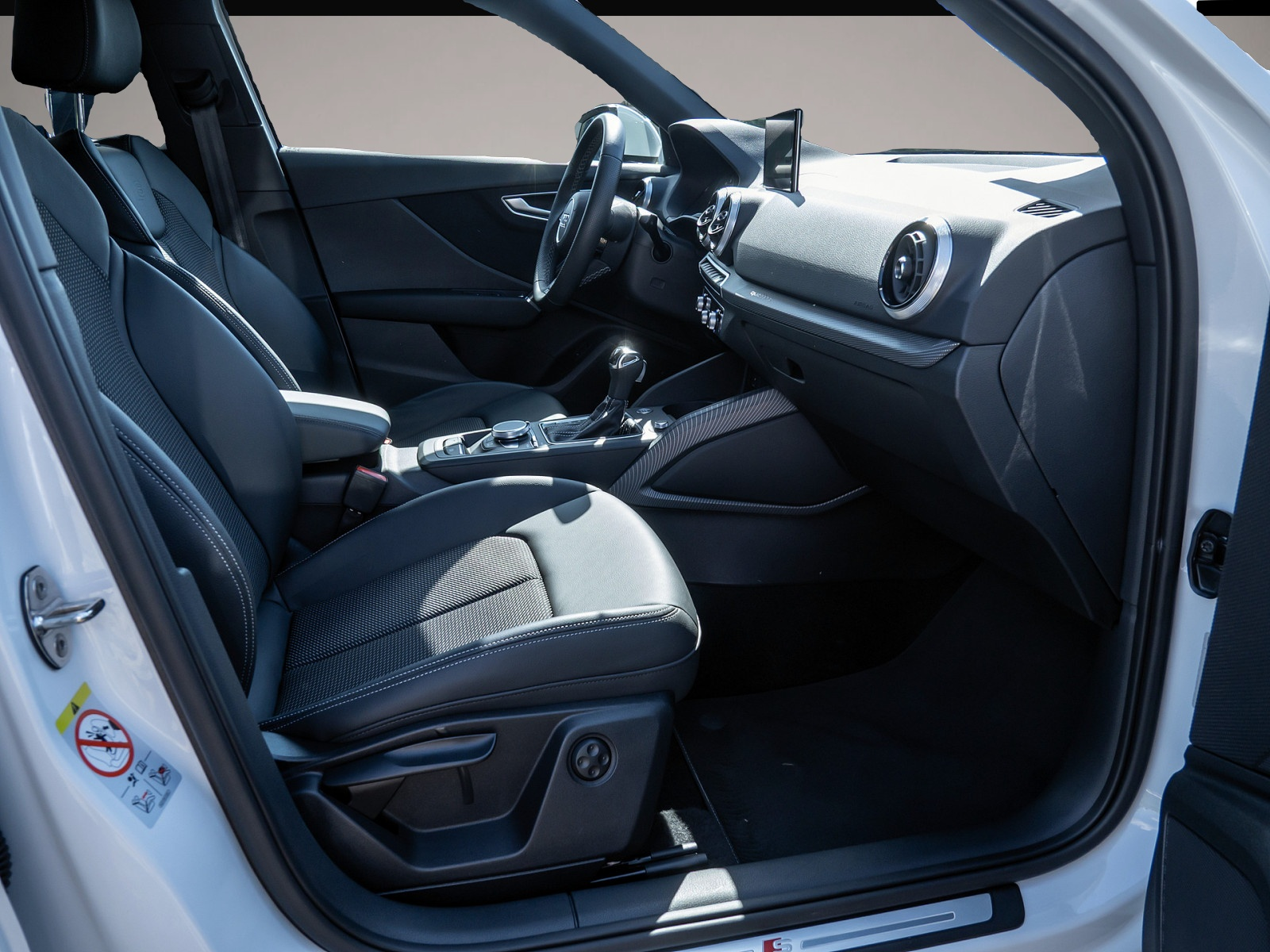 Bild 2 Audi Q2