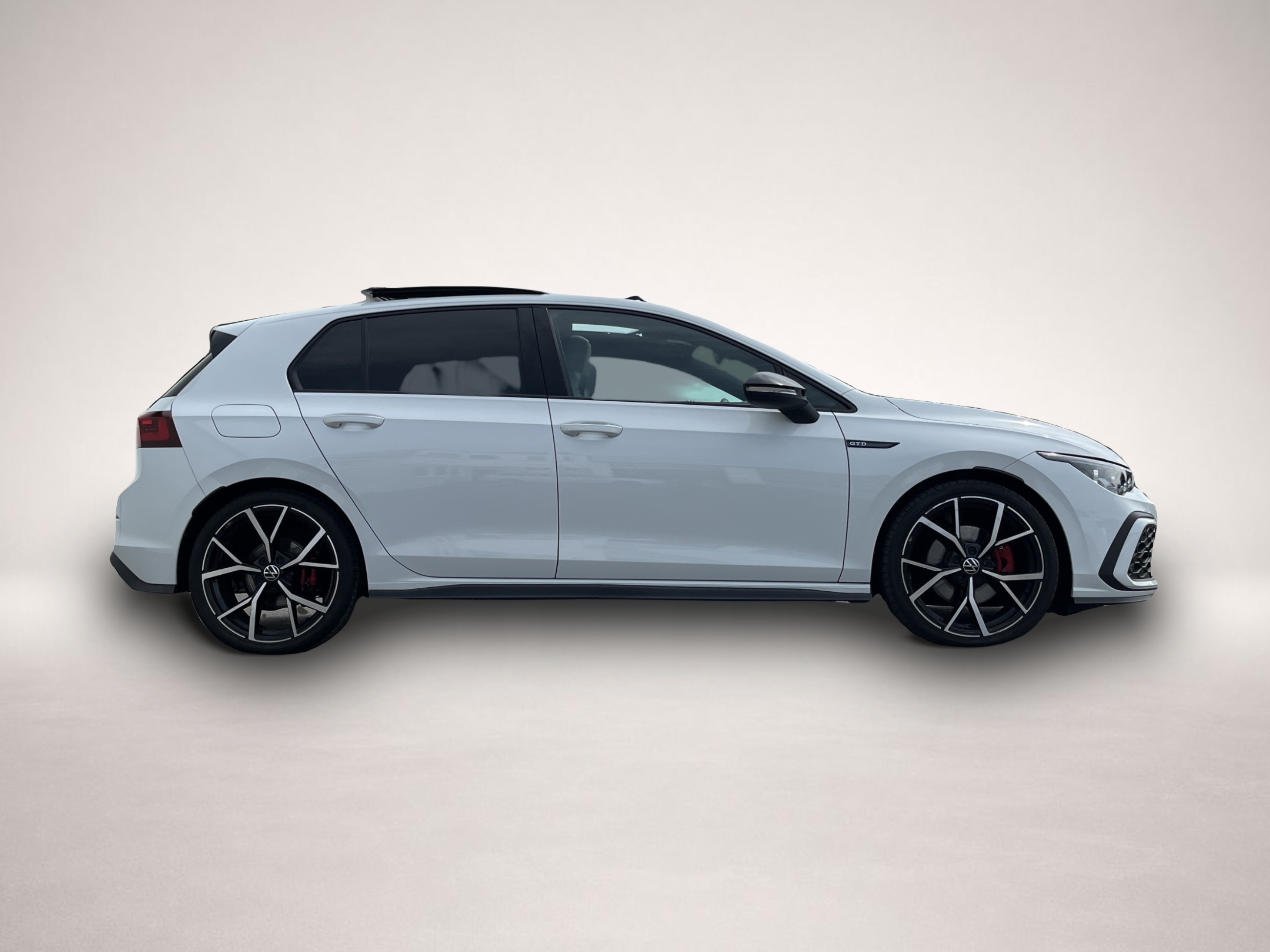 Bild 3 Volkswagen Golf GTD 2.0 TDI DSG AHK HeadUp PANO Navi RFK Tr