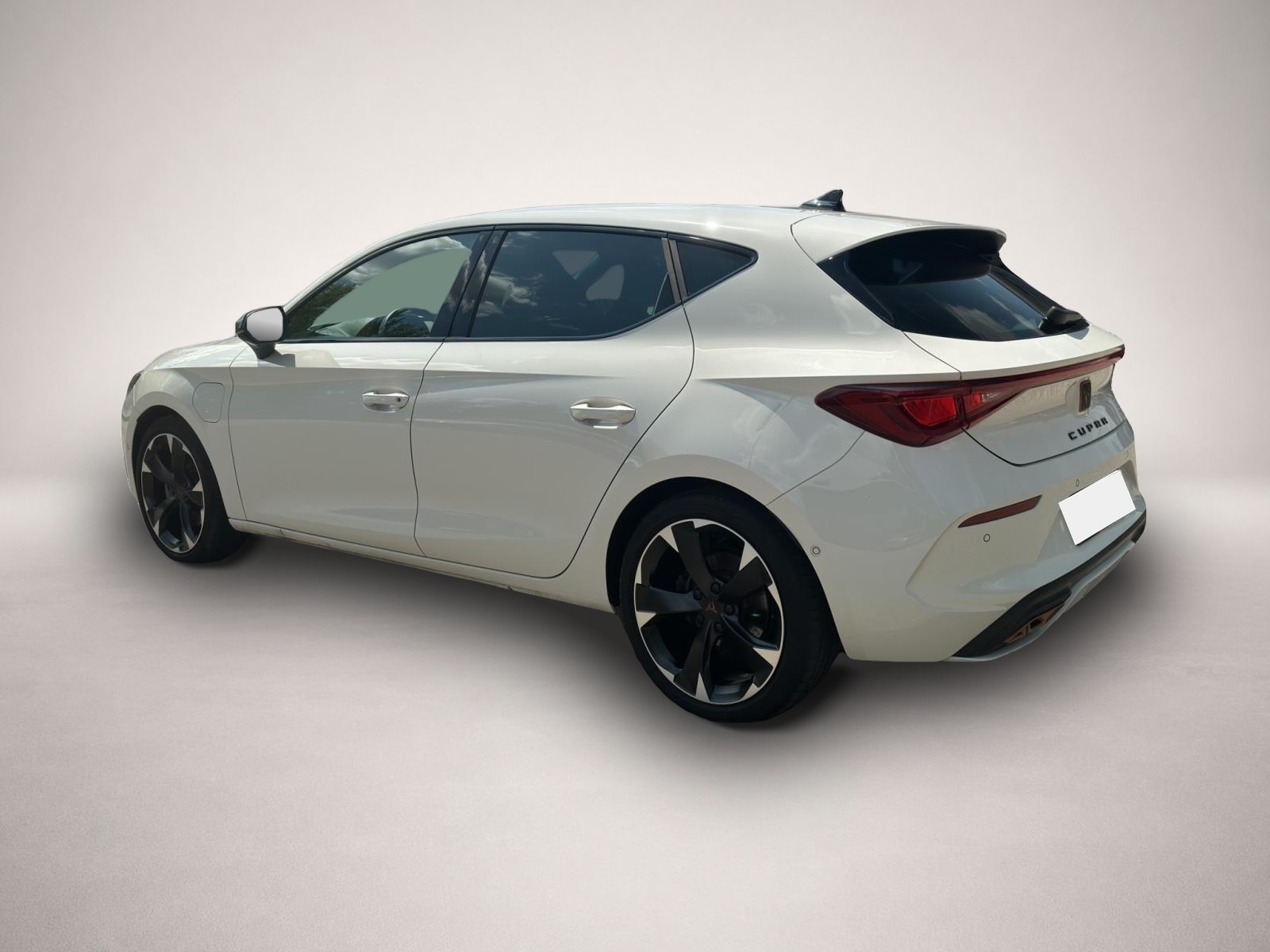 Bild 4 Cupra Leon 1.4 TSI DSG e-Hybrid NAVI REAR VIEW SHZ