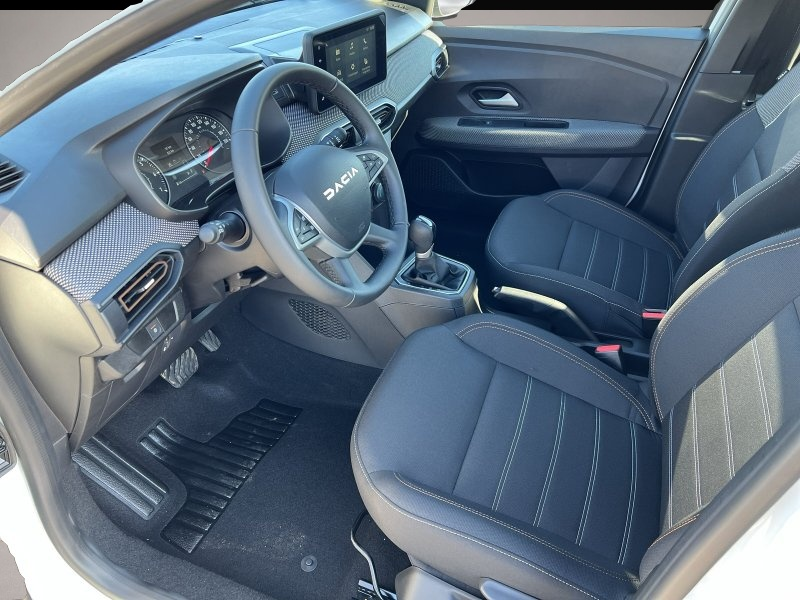 Bild 4 Dacia Sandero Stepway TCe 90 CVT Expression SHZ+RFK+Kl