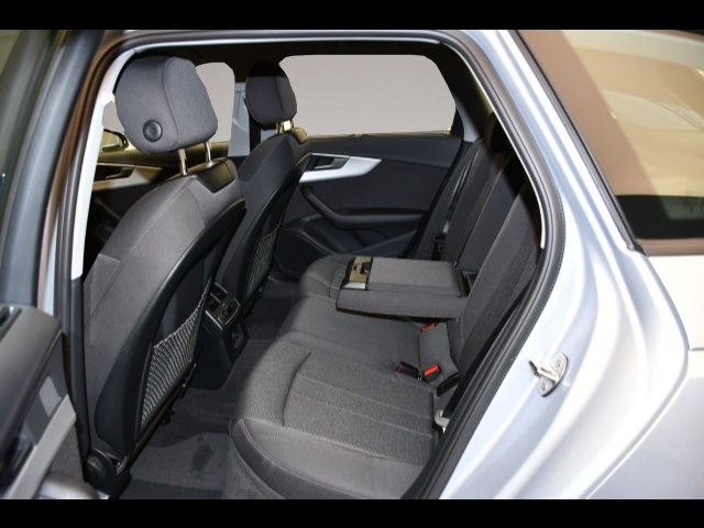 Bild 7 Audi A4 Avant 30 TDI S tronic advanced LED/AHK
