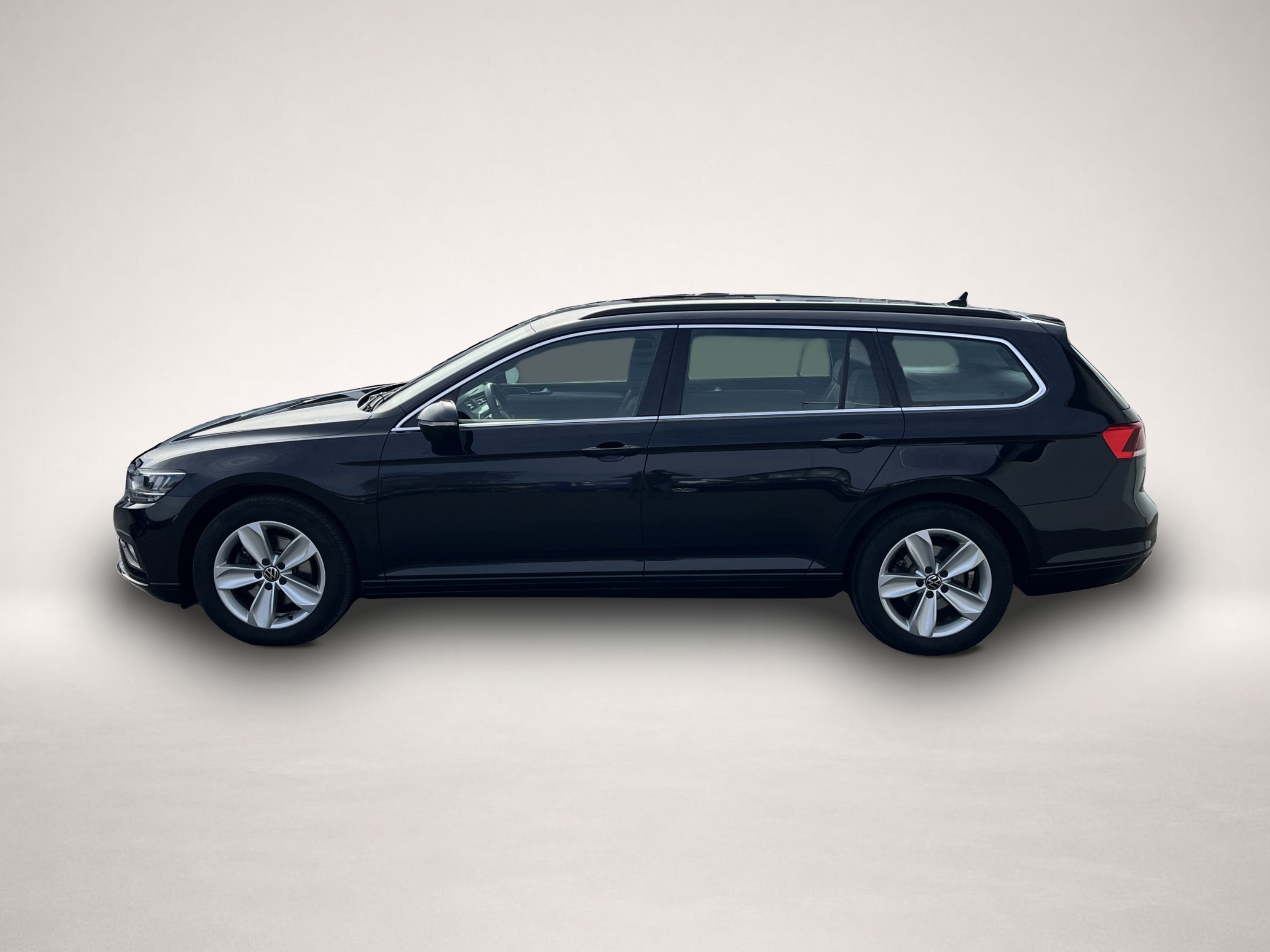 Fotografie des Volkswagen Passat Variant 2.0 TDI DSG 4Motion Business AHK