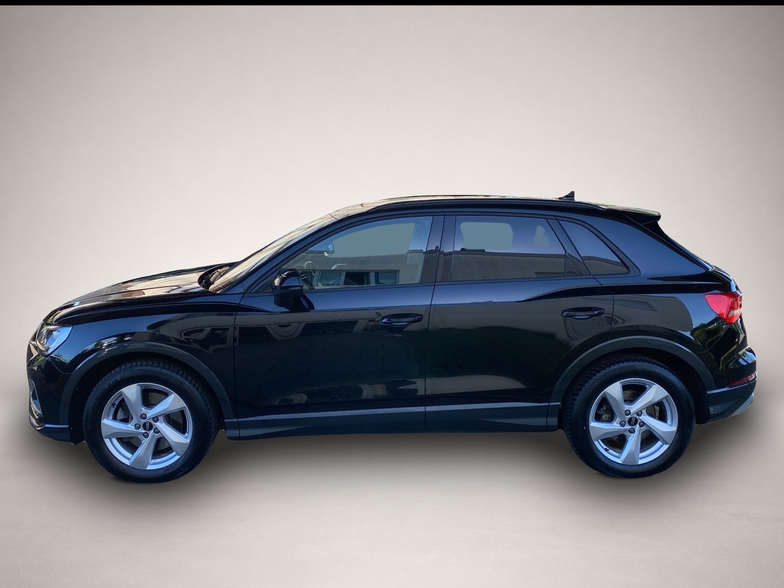 Bild 2 Audi quattro Q3 40 2.0 TFSI quattro advanced LED+Pano+SD+SHZ