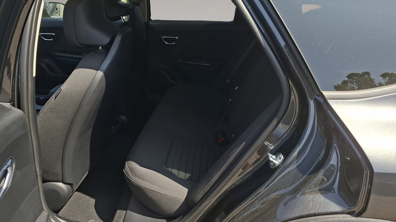 Bild 6 Kia K4 SW Vision DCT ACC LED Nav SHZ PrivG Kam Keyl
