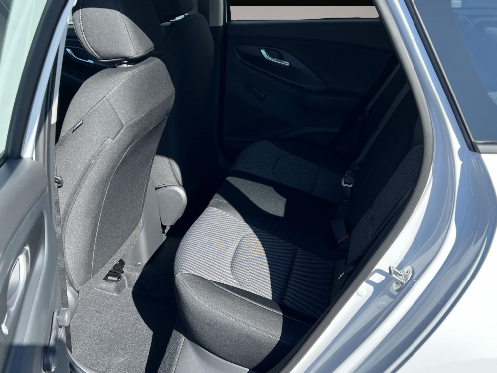 Fotografie 2 des Hyundai i30 Comfort 1,0 T-GDI 85KW Navi