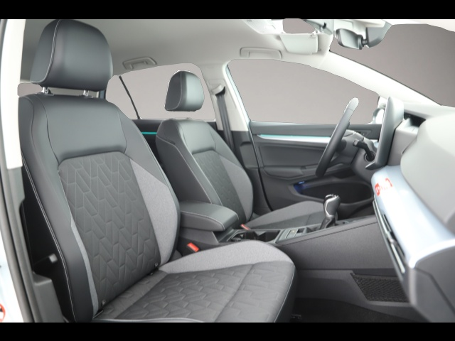 Bild 5 Volkswagen Golf VIII 2.0 TDI SCR 2.0 TDI 85 kW Goal