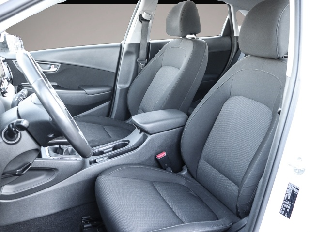 Bild 6 Hyundai KONA Trend Mild-Hybrid 2WD 1.0 T-GDI EU6d Navi S