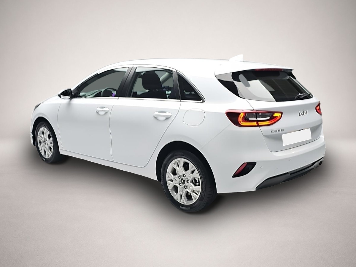 Bild 3 Kia cee'd / CEED 1.5 T-GDI 48V DCT7 ULTIMATE EDITION