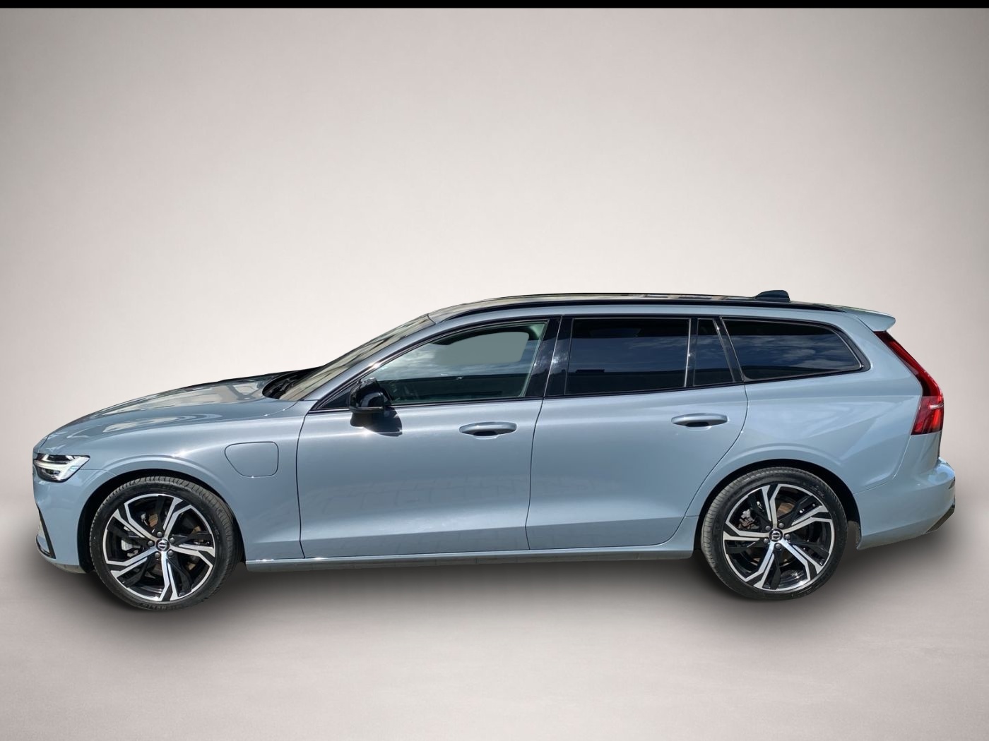 Bild 2 Volvo V60 Kombi T8 Plus Dark Recharge WiPa*LED*Navi*DA