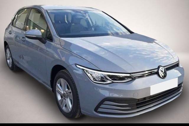 Fotografie 2 des Volkswagen Golf 1.5 eTSI 110kW 7DSG R-LINE Limited