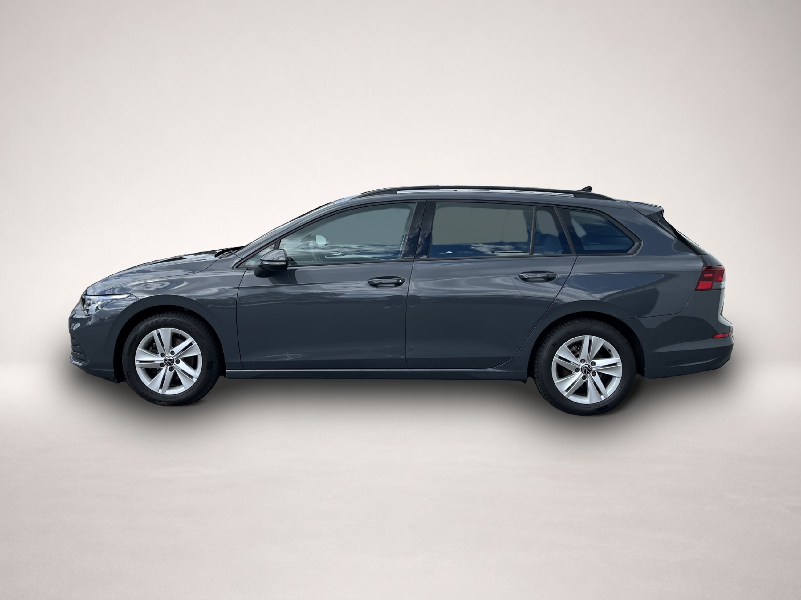 Fotografie Volkswagen Golf Variant 1.5 TSI DSG Life AHK Navi TravelAss