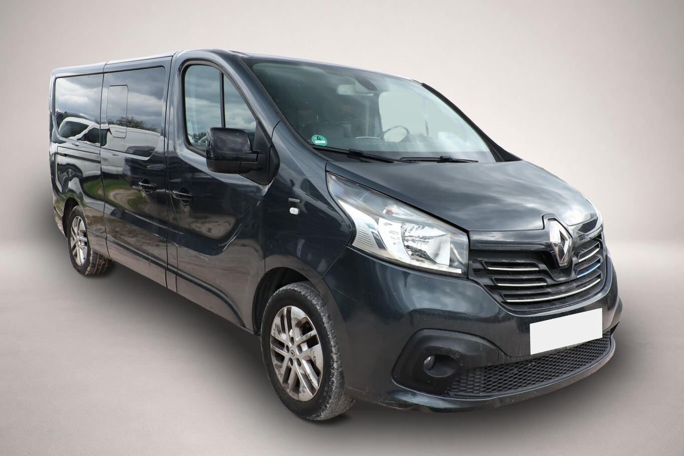 Bild 2 Renault Trafic dCi 145 L2 Grand SpaceClass 7S Nav PDC
