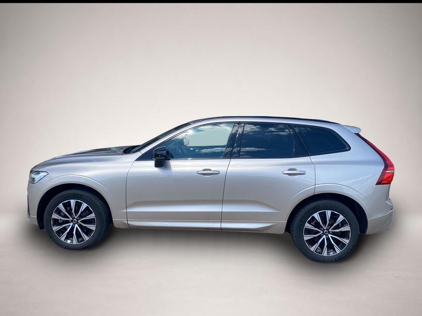 Fotografie 4 des Volvo XC60 B4 D AWD Plus Dark STDHZ*LICHT-PAKET