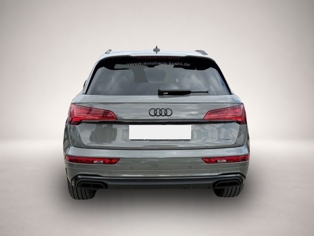 Bild 4 Audi quattro Q5 50 TFSI e quattro S tronic S line business Na
