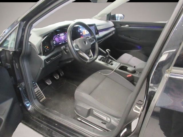 Bild 5 Volkswagen Golf VIII 1.5 TSI United *LED*Navi*Sitzheizung*
