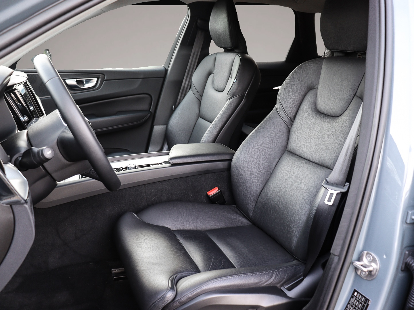 Bild 5 Volvo XC60 Core 2WD Digitales Cockpit Soundsystem LED