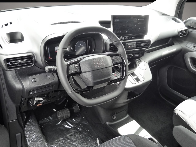 Bild 4 Fiat Doblo L2 BlueHDi 1,5 HDI 96KW 130PS AT8 Kombi Co