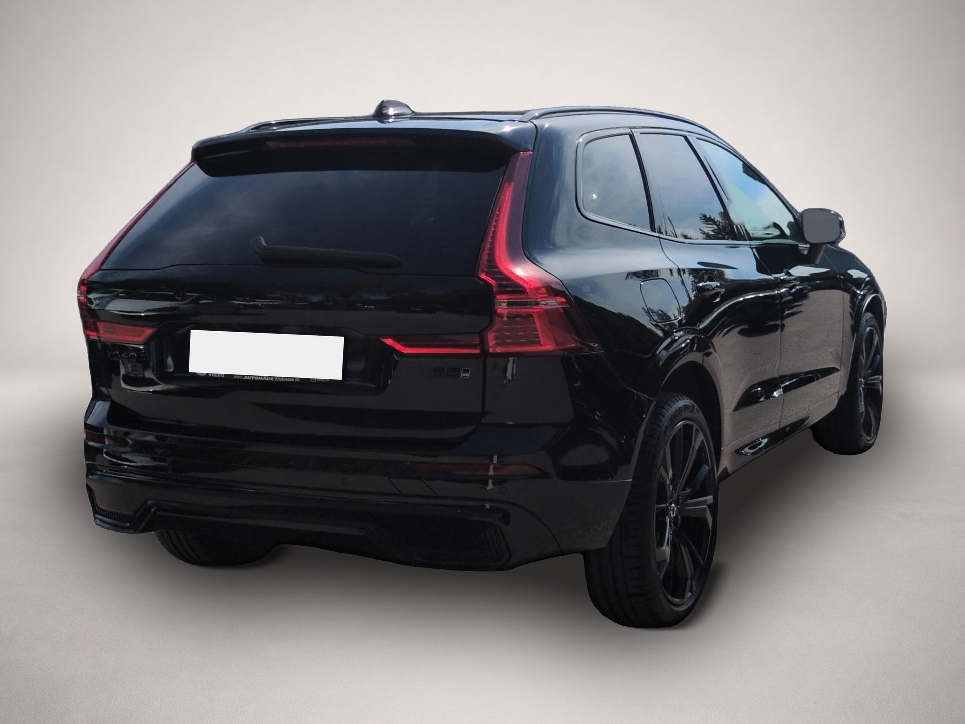 Bild 3 Volvo XC60 B5 (Benzin) Plus Black Edition AWD Automati