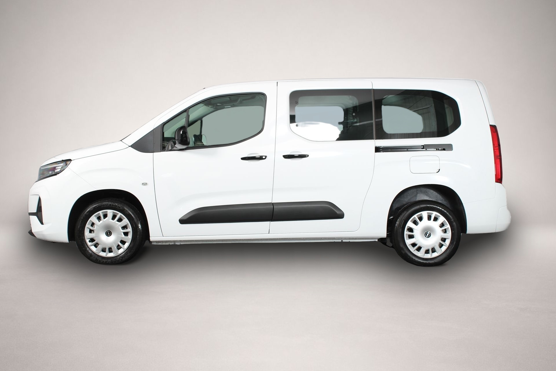 Bild 2 Opel Combo Opel N1 Edition XL 1.5 Diesel 96 kW (130 P