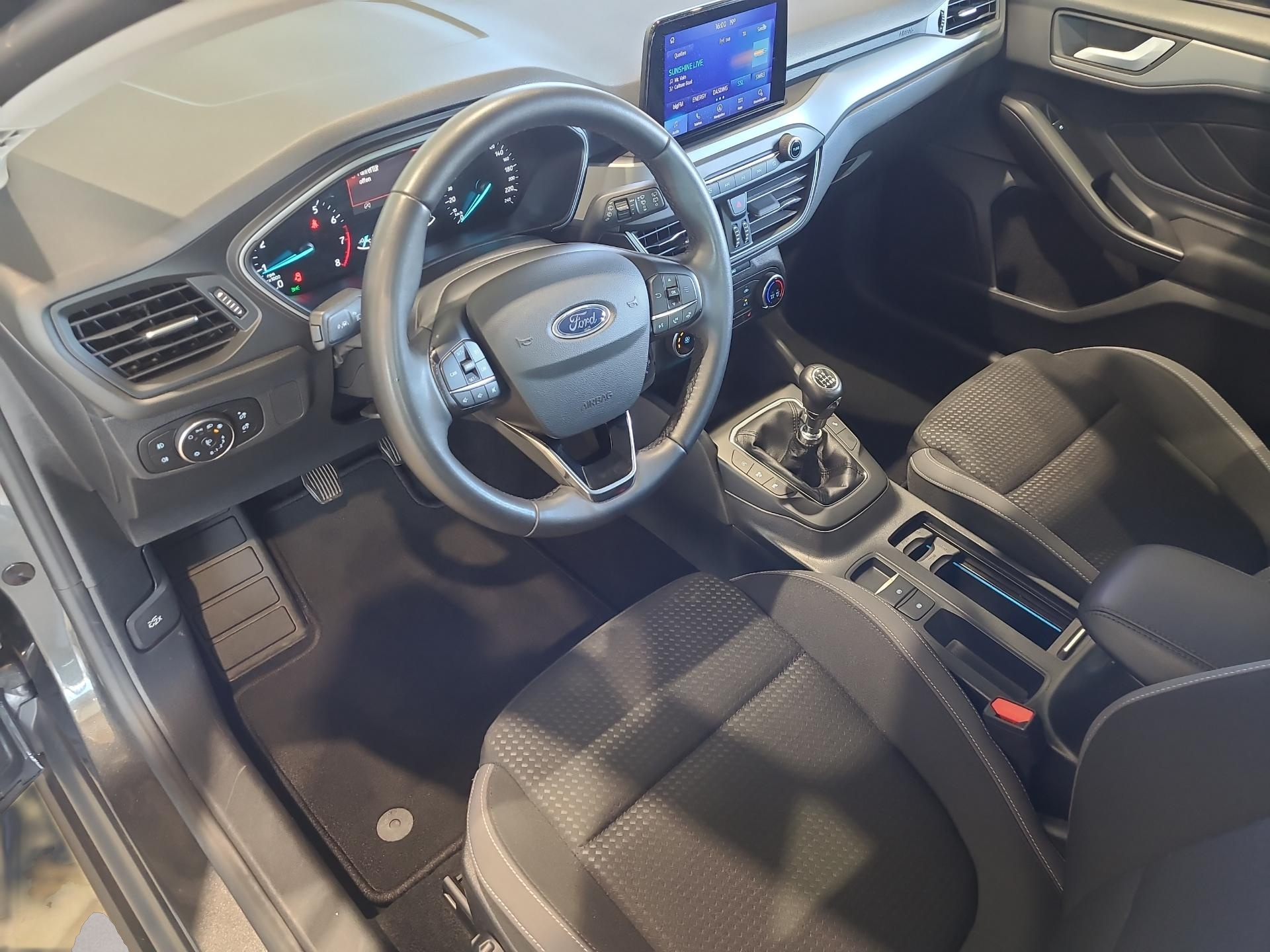 Bild 6 Ford Focus Turnier Cool & Connect Bluetooth Navi LED