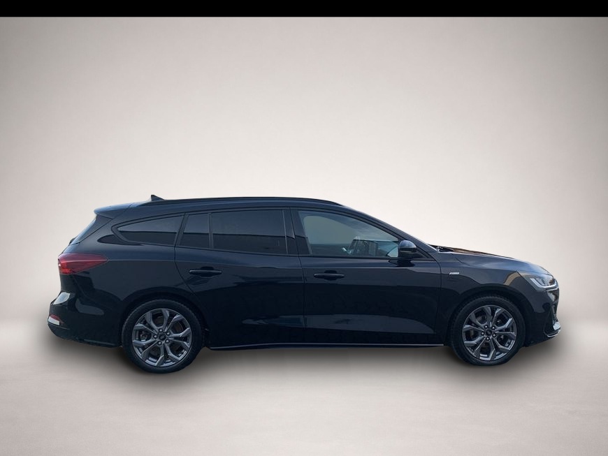 Bild 4 Ford Focus Turnier 1.0 EcoBoost Hybrid ST-LINE X ACC