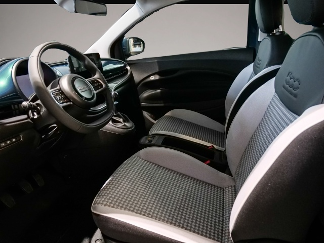 Bild 4 Fiat 500 Hybrid Torino LED Apple CarPlay Android Auto
