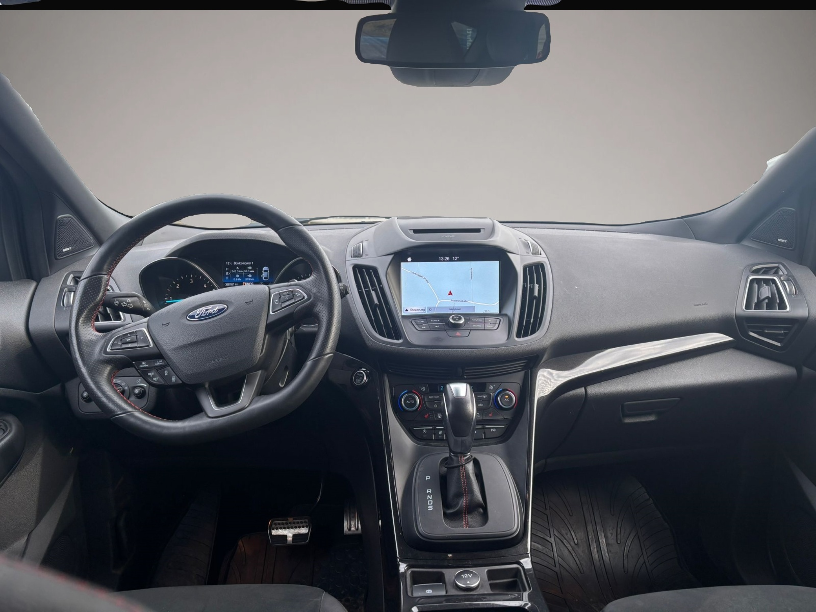 Fotografie des Ford Kuga ST-LINE NAVI / ACC / XENON / PDC / KAMERA