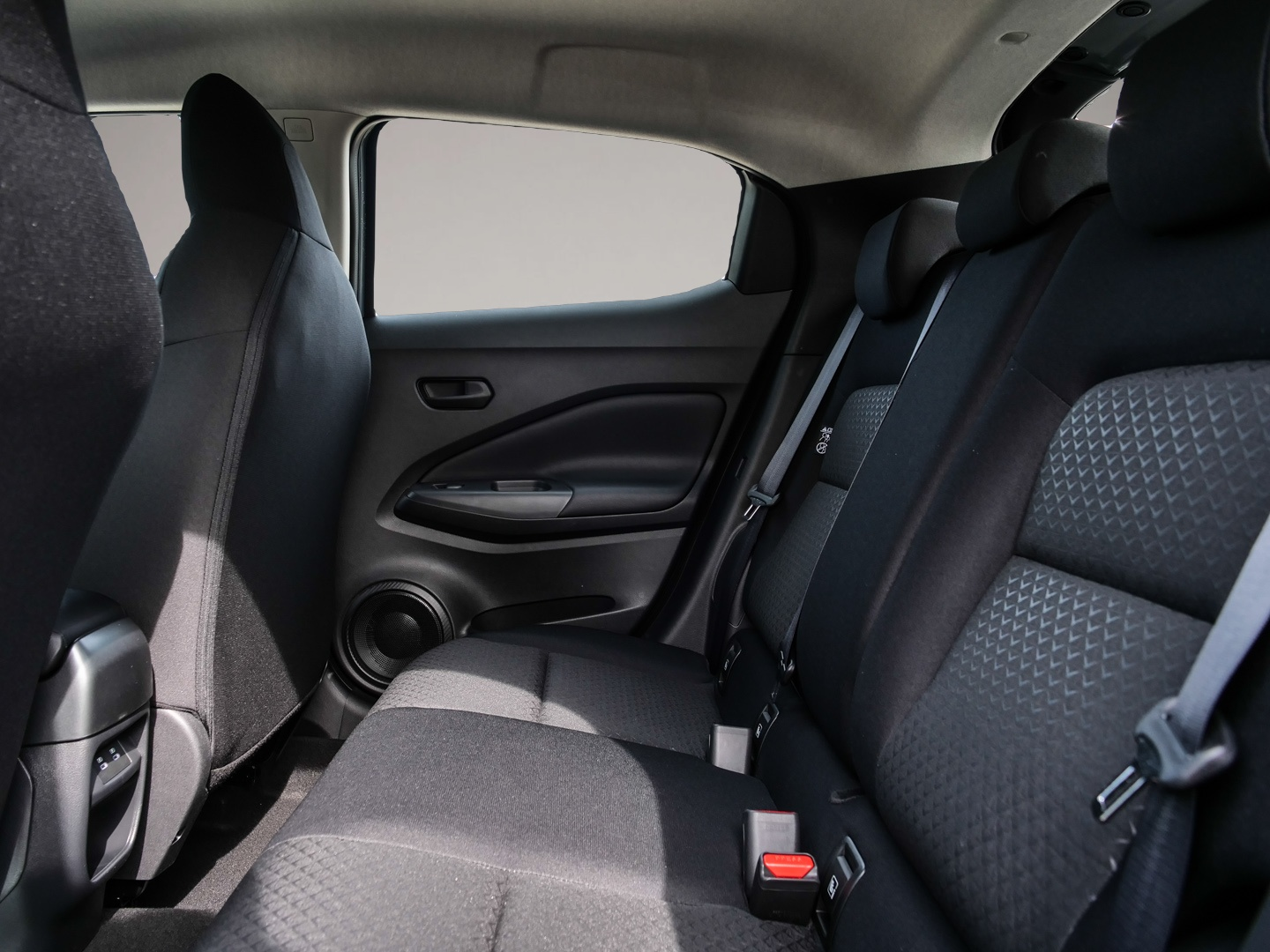 Bild 6 Nissan Juke Acenta 1.0 DIG-T 114PS 6MT Komfort-Paket Ni