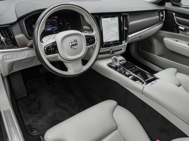 Bild 4 Volvo V90 Kombi Inscription Recharge Plug-In Hybrid AW