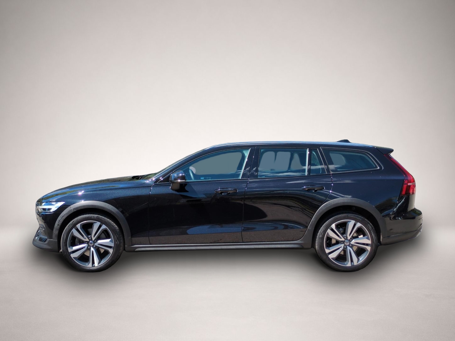 Fotografie 6 des Volvo V60 Cross Country B4 (Diesel) Plus AWD Automatik