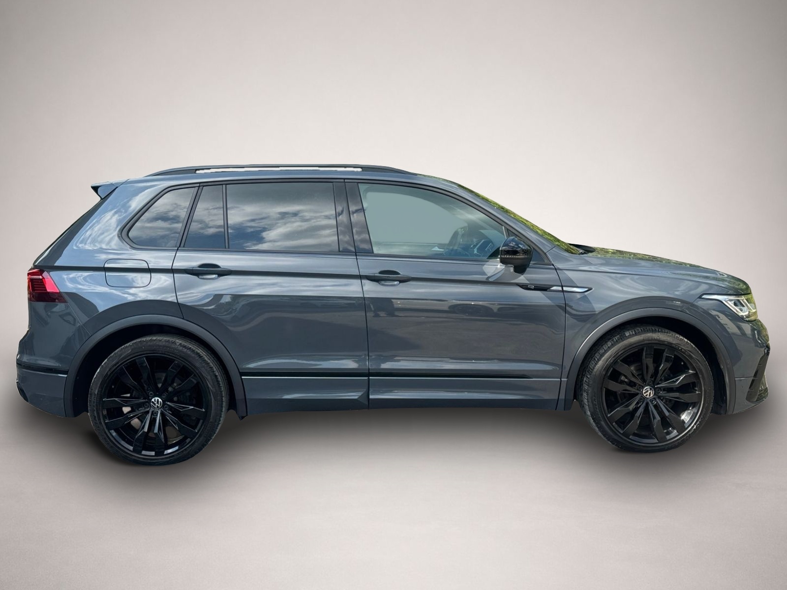 Bild 6 Volkswagen Tiguan 2.0 TDI DSG 4M R-Line *AHK*LED*Navi*Kamer