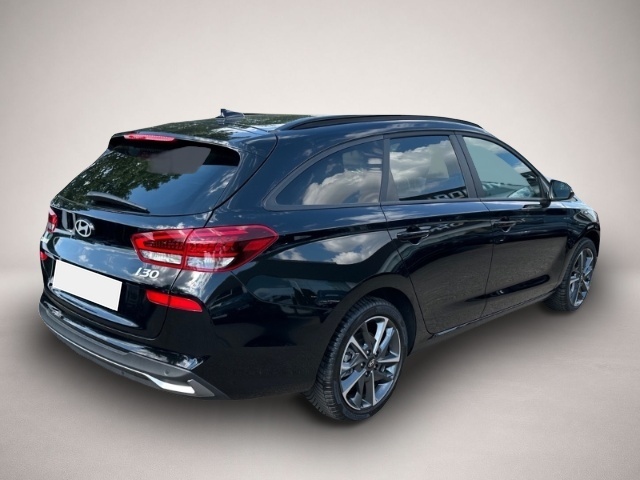 Bild 3 Hyundai i30 FL Kombi (MY25) 1.5 T-GDI (140 PS) 48V 7-DCT