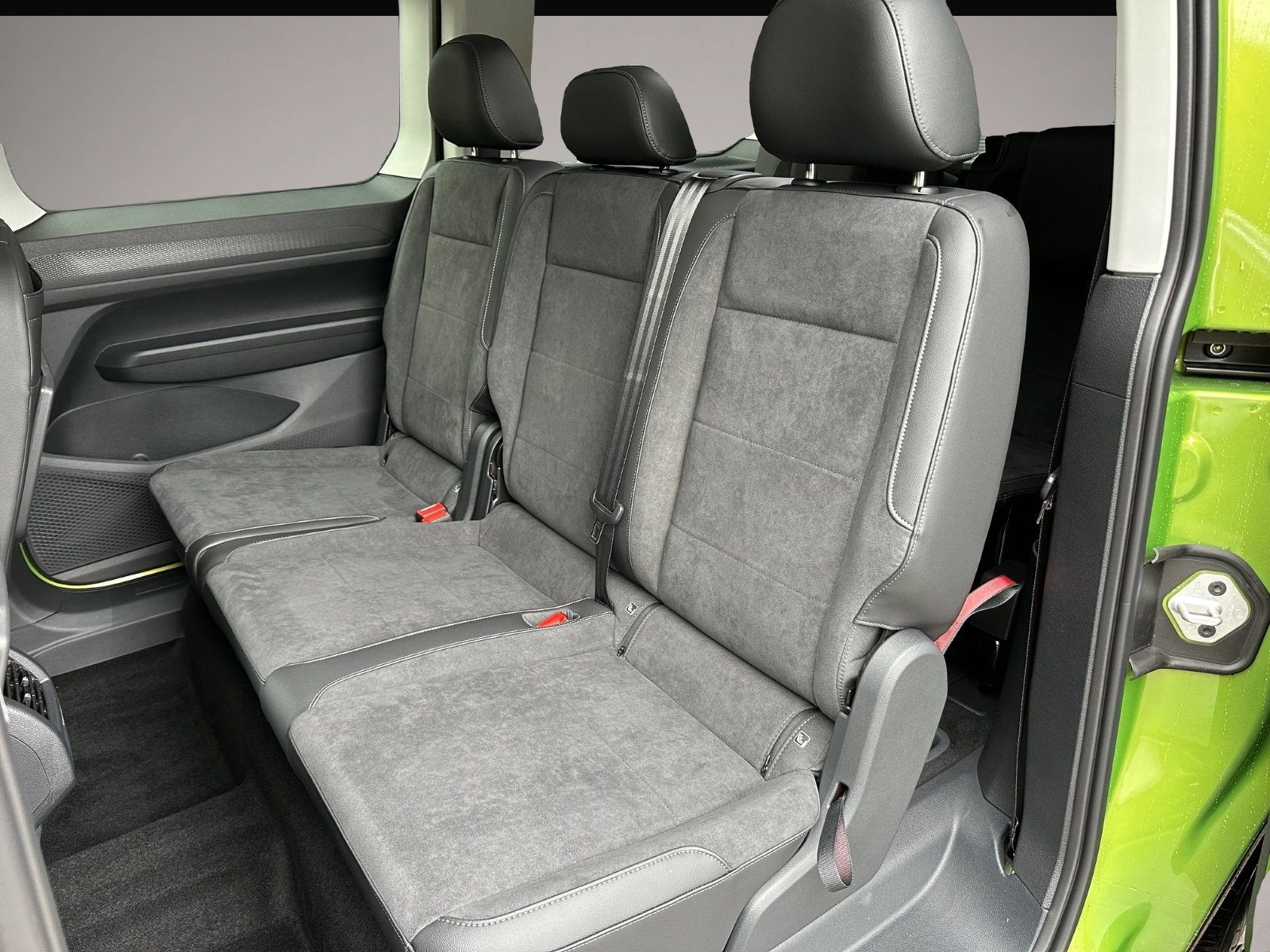 Bild 4 Volkswagen Caddy Maxi 1.5 TSI DSG Style 7-S. LED NAVI-PRO A