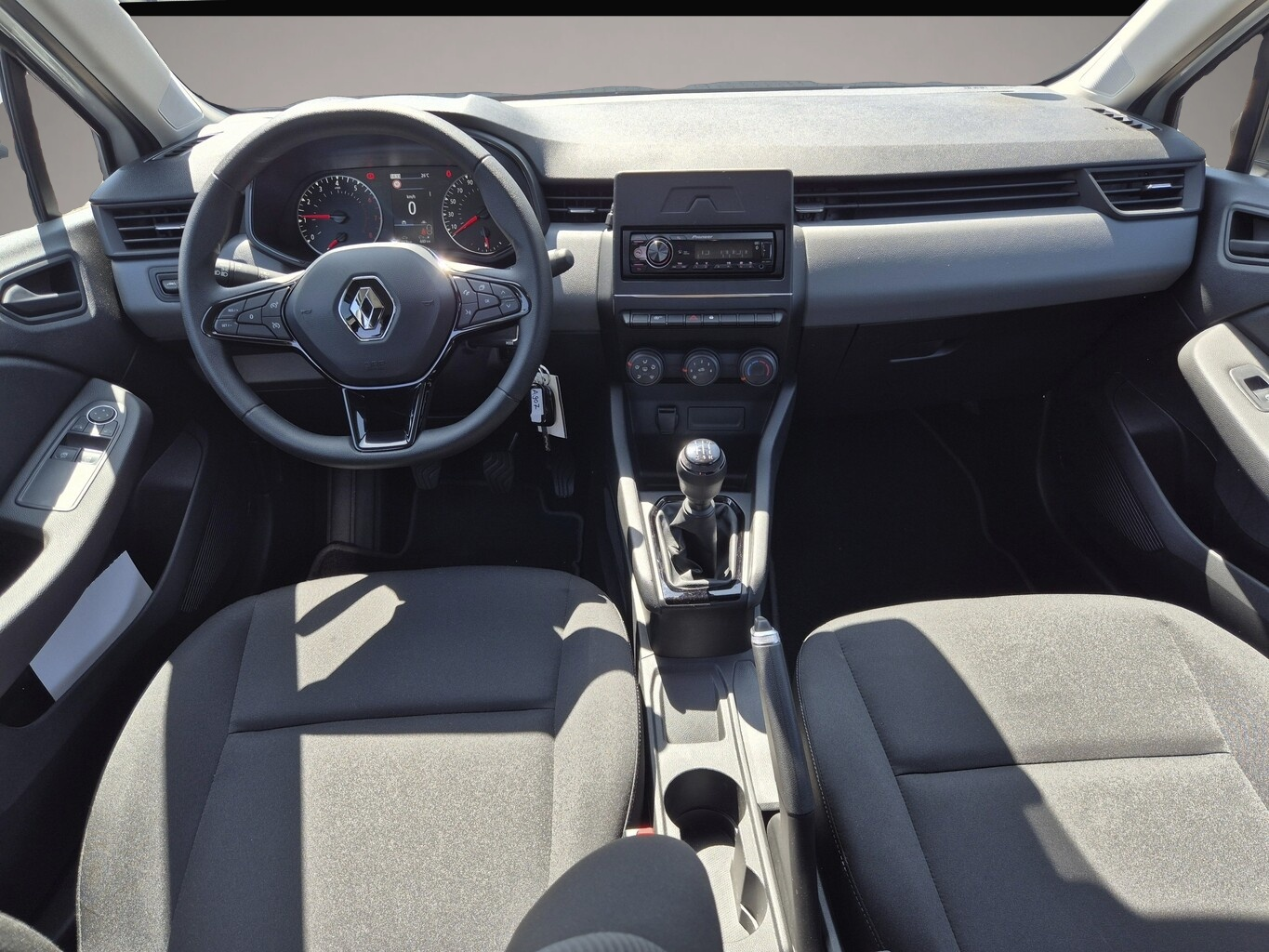 Bild 6 Renault Clio V 1.0 SCe 65 Life Tempomat elektr. Fenster