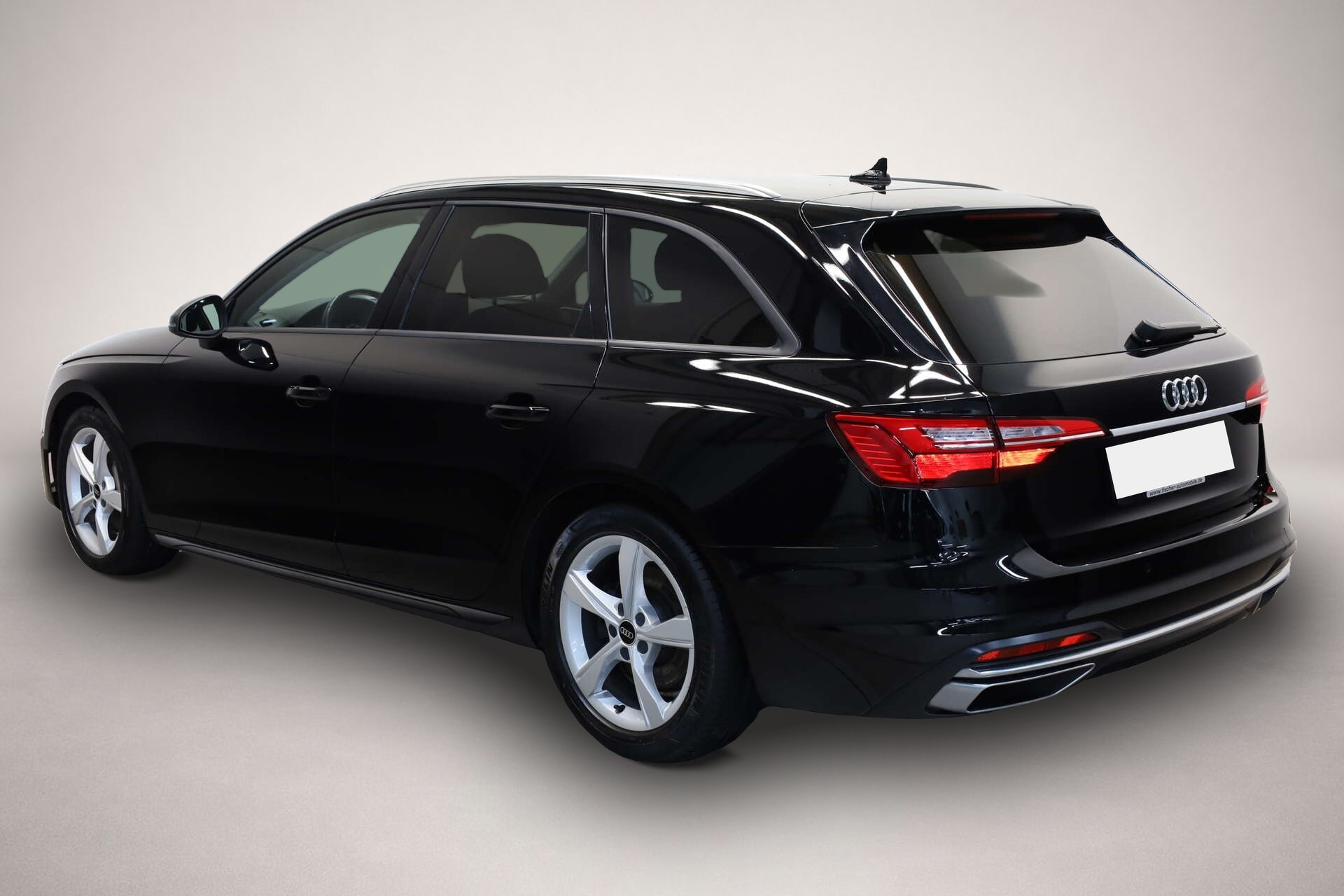 Fotografie 3 des Audi A4 Avant 40 TFSI Advanced