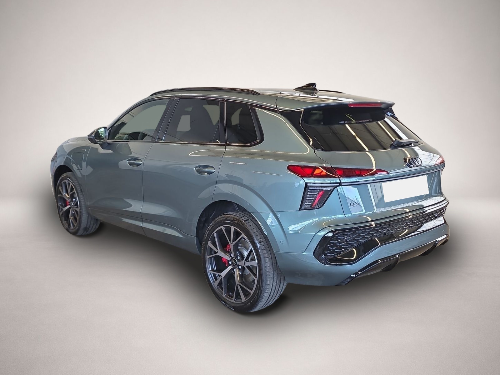 Bild 3 Audi Q3 SUV e-hybrid OLED PANO TECH PRO DIGITALE MATR