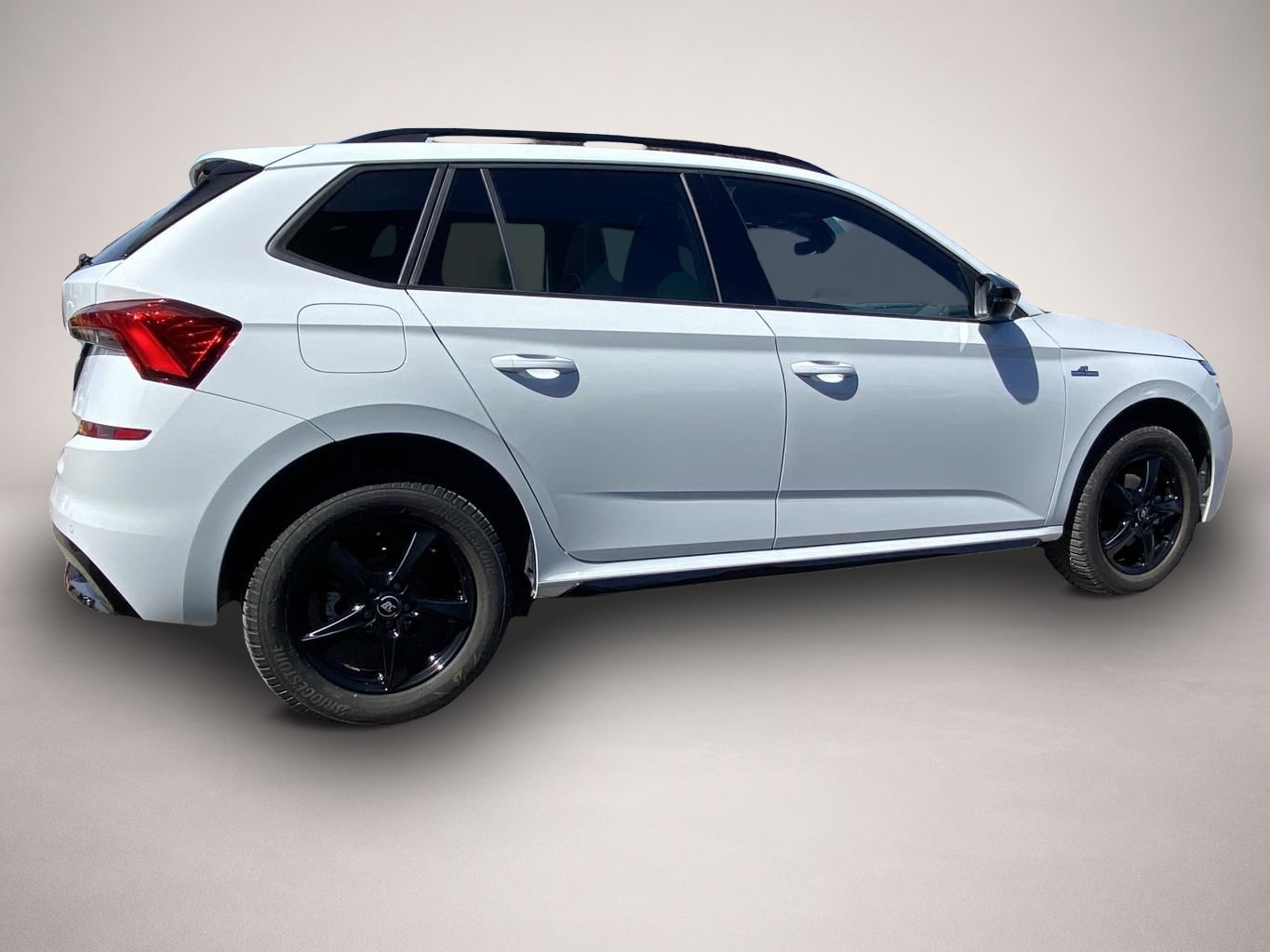 Fotografie 5 des Skoda Kamiq 1.5 TSI DSG Monte Carlo 18"+PANORAMA+SMART