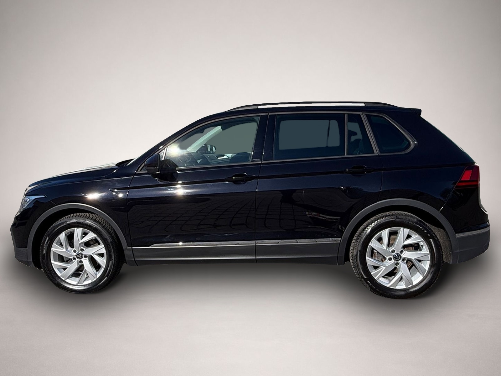 Fotografie des Volkswagen Tiguan 1.5 TSI Life *LED*Navi*Sitzheizung*