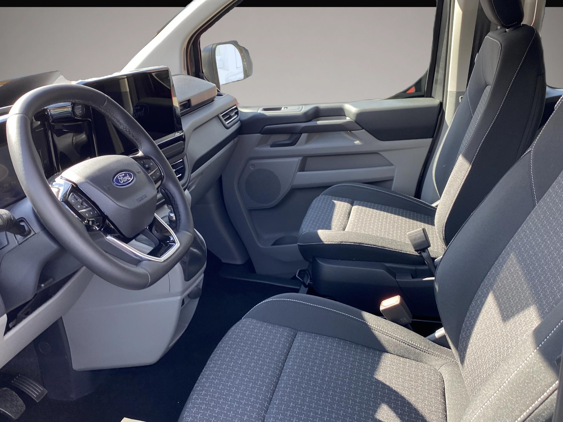Bild 6 Ford Other 8-sitzer