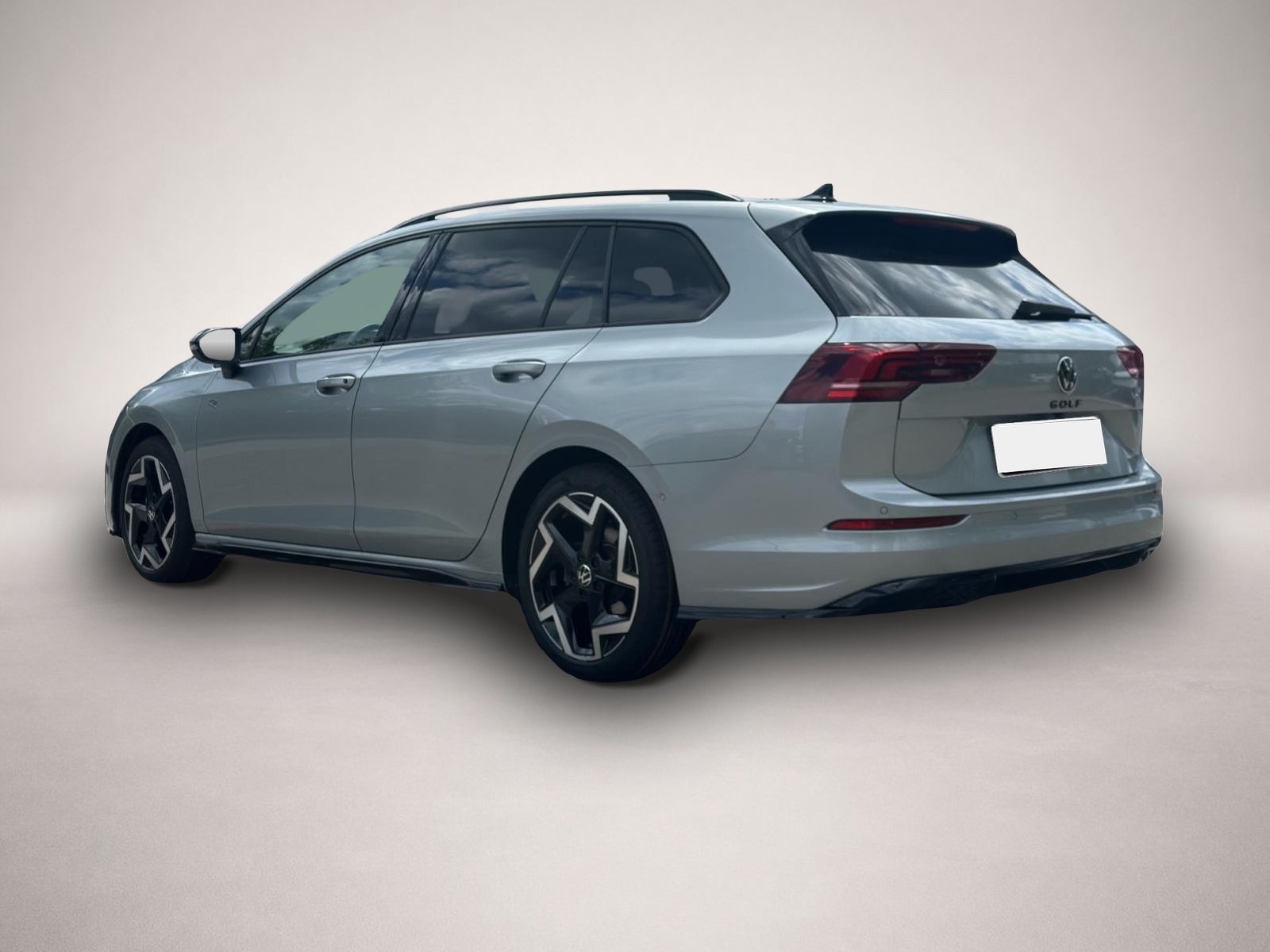 Bild 4 Volkswagen Golf Variant 8 1.5 eTSI DSG R-Line Black-Style A