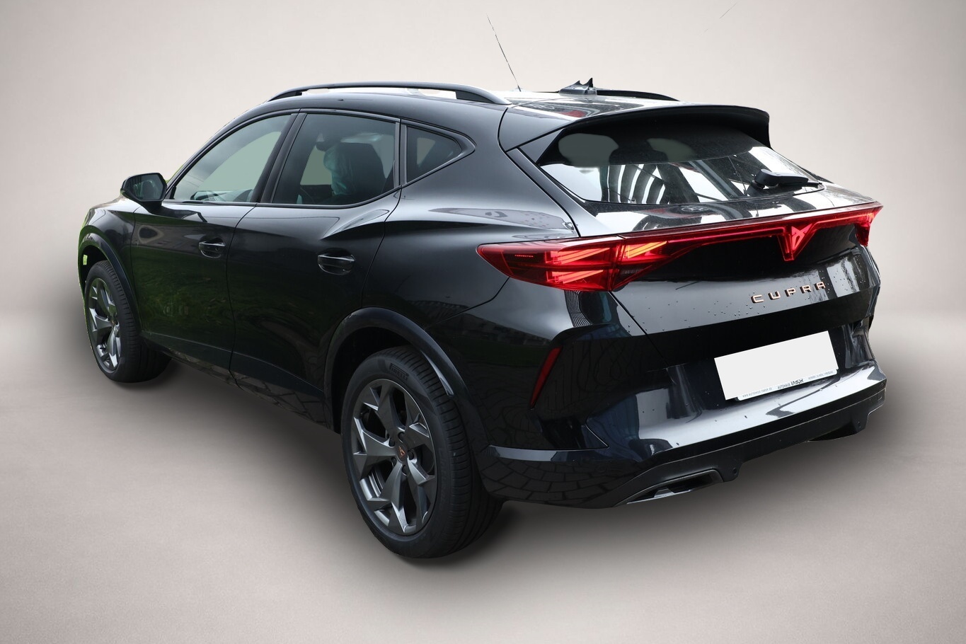 Bild 2 Cupra Formentor eTSI SHZ ACC 3ZClim DigC WirelessC 18