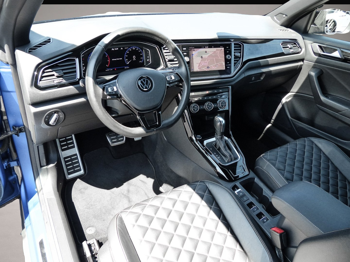 Bild 6 Volkswagen T-Roc Cabriolet 1.5 TSI DSG R-Line