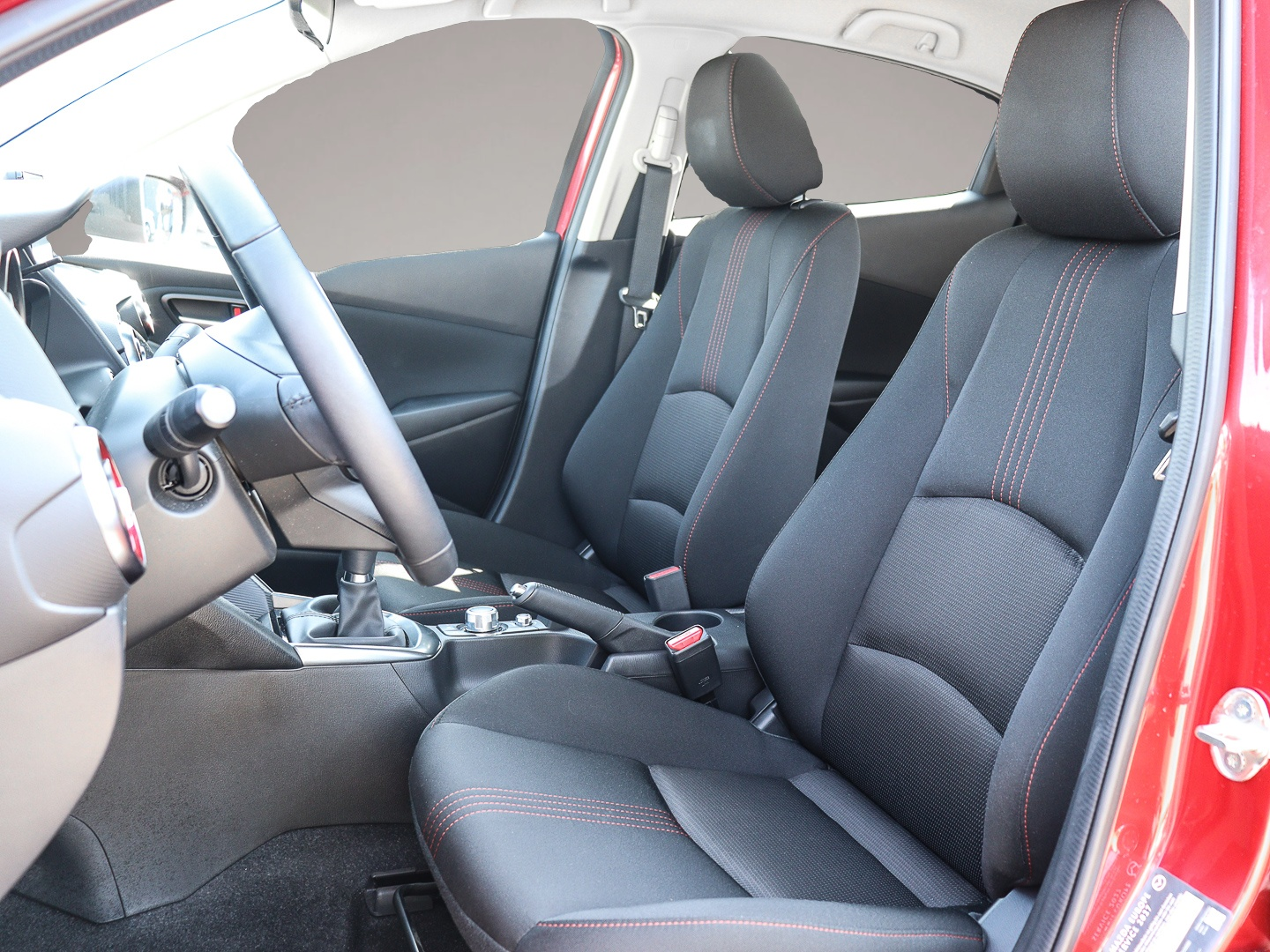 Bild 6 Mazda 2 Homura AD LED Apple CarPlay Android Auto Musik