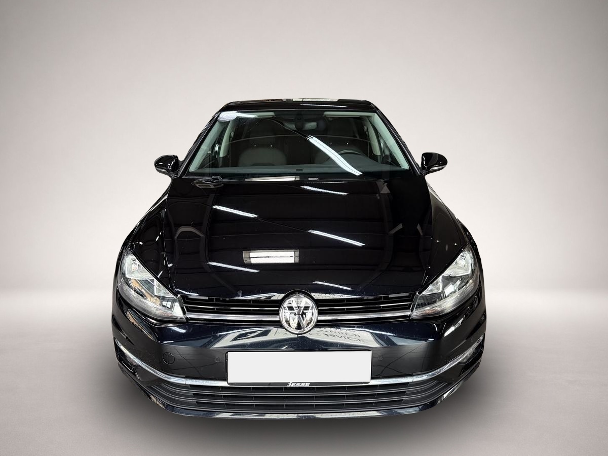 Fotografie des Volkswagen Golf VII 1.0 TSI Comfortline ACC Navi SHZ PDC