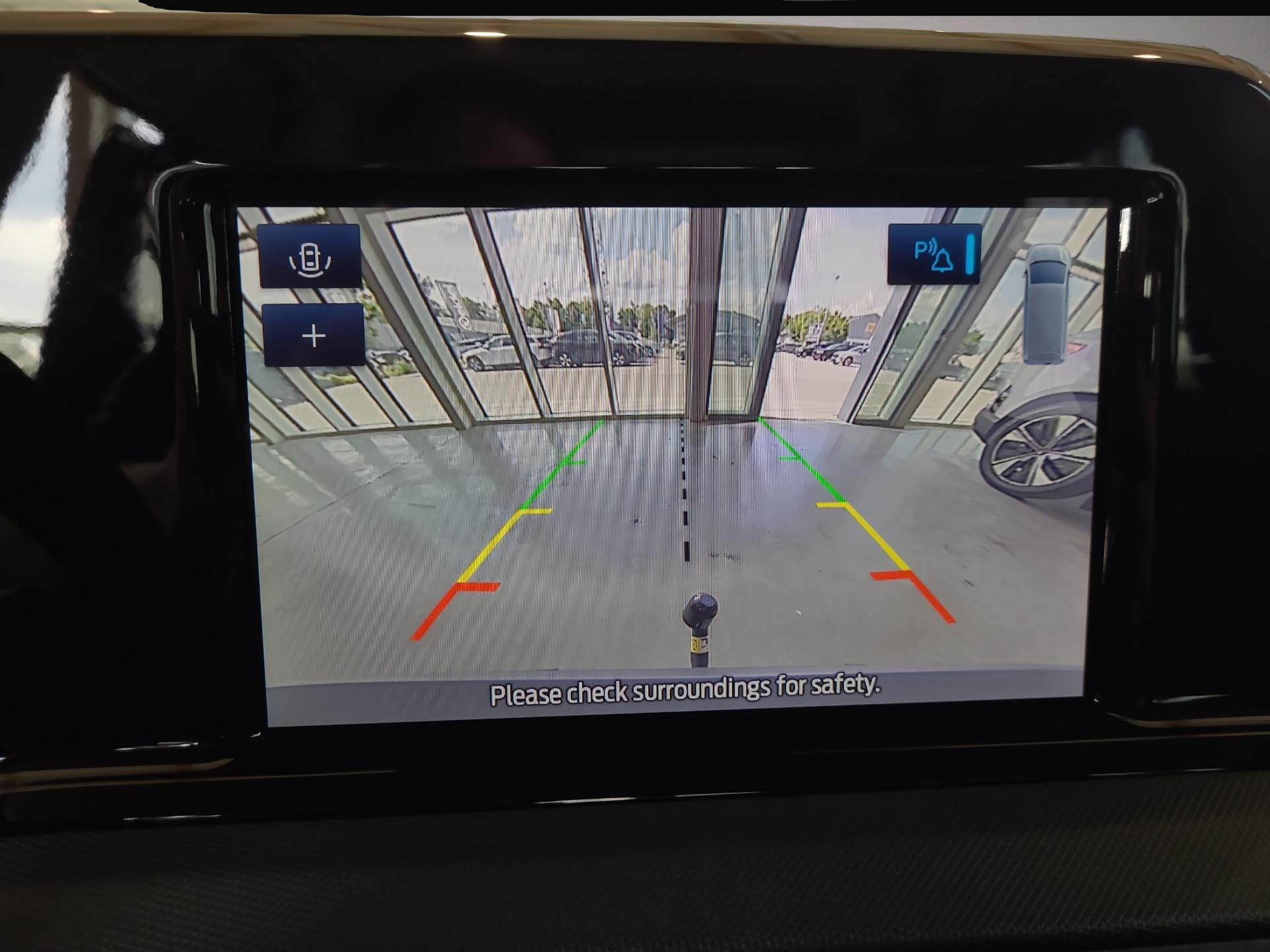 Bild 7 Ford Tourneo Courier Trend Bluetooth Navi Klima
