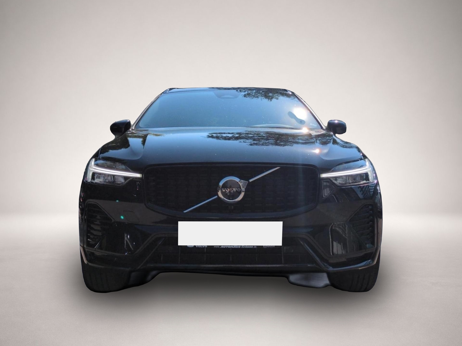 Fotografie 5 des Volvo XC60 B4 (Benzin) R-Design 2WDm Automatik Bluetoo