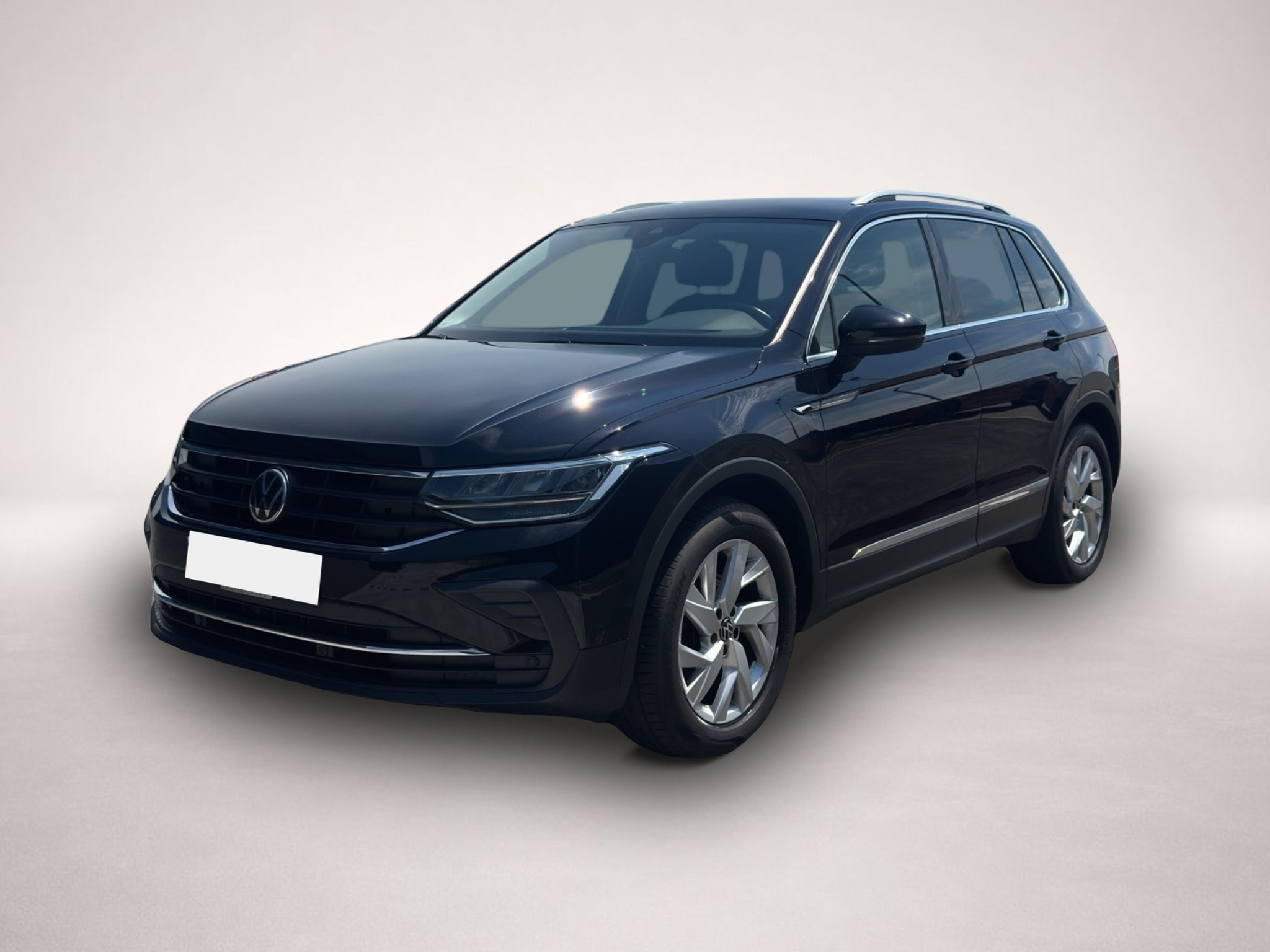 Bild 1 Volkswagen Tiguan 1.5 TSI Life LED NAVI 17 ACC SHZ PDC CLIM