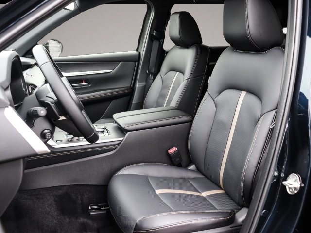 Fotografie 6 des Mazda CX-80 7-Sitzer 2.5L e-SKYACTIV PHEV 327ps 8AT AW